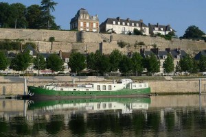 Hotelship Johanna moored in Pontoise